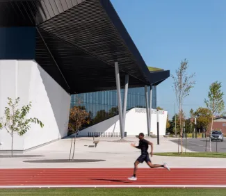 Walker Centre klein